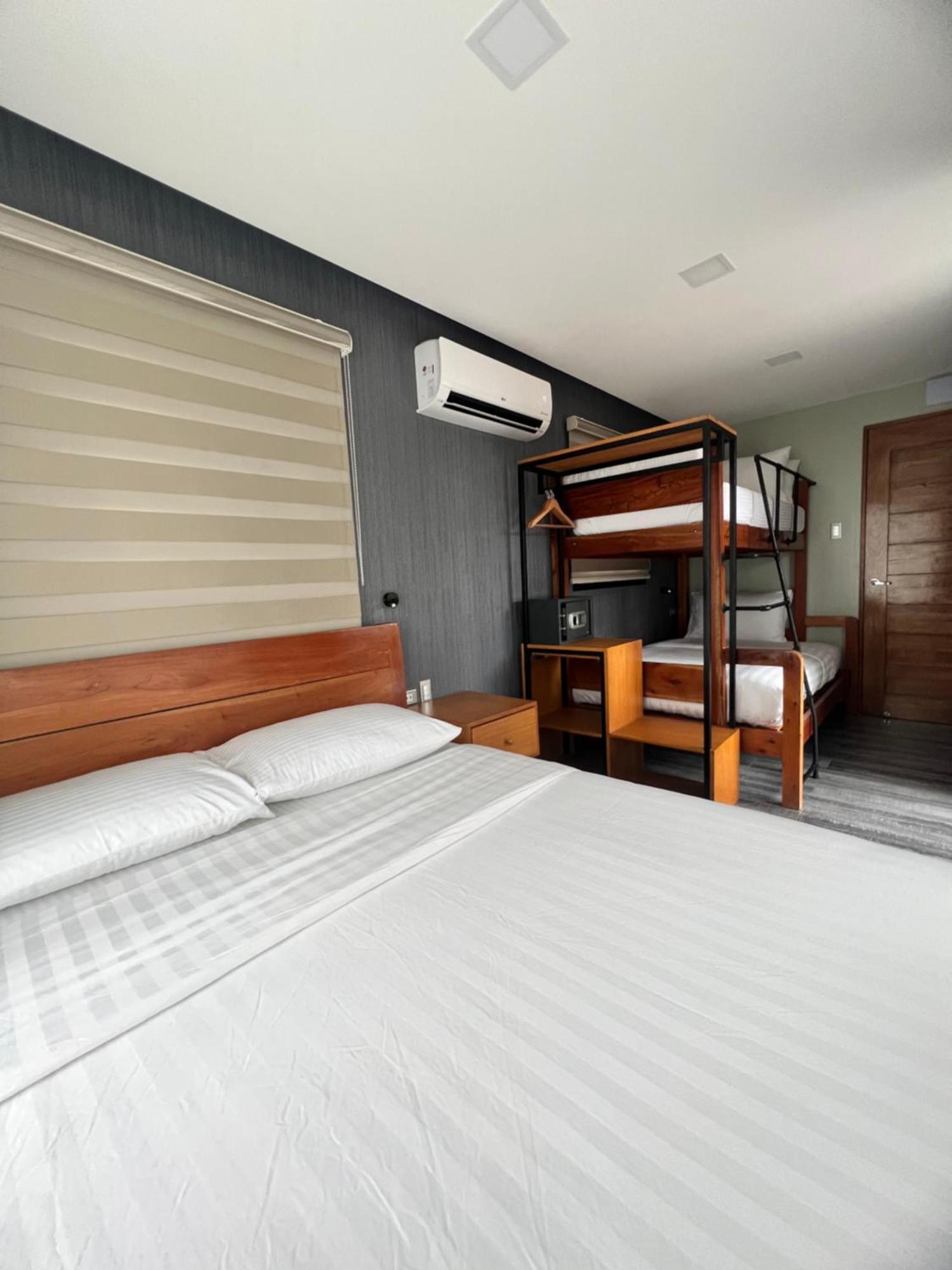 Crusoe Cabins Costa Azalea Samal Eksteriør bilde